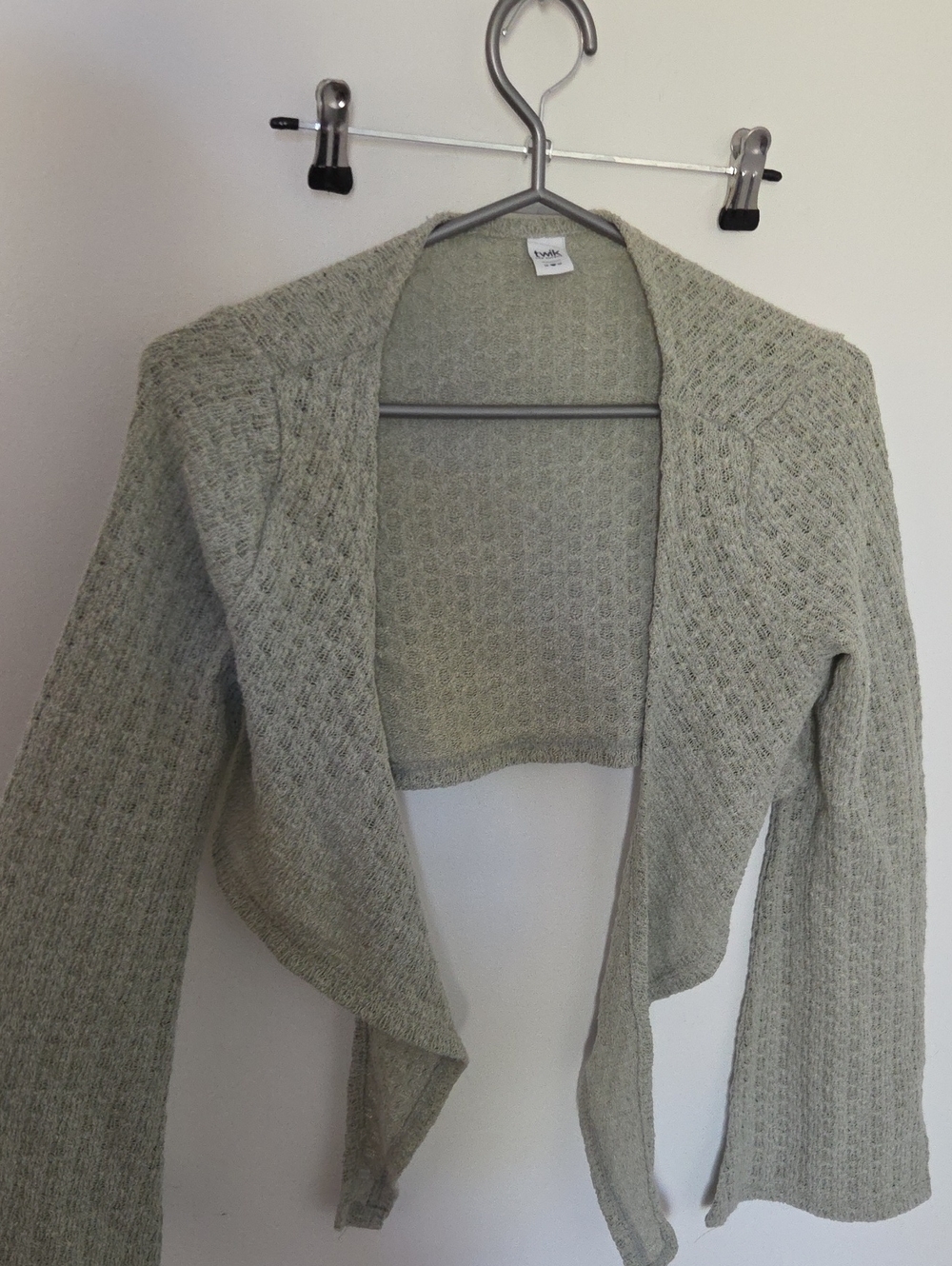 Simons Sage Green Open-Front Knit Shrug